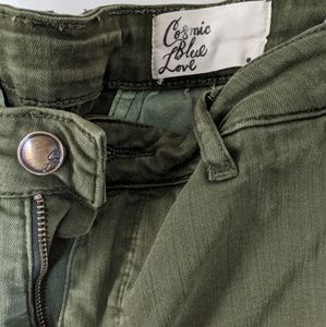 Forest green reen capri pants